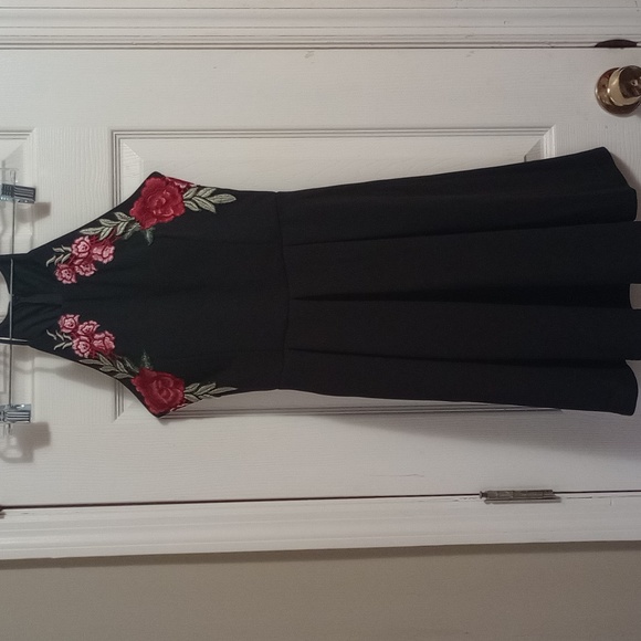 Dress By B.DARLIN - Picture 2 of 7